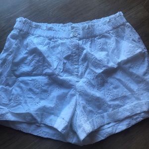 White eyelet Aerie shorts